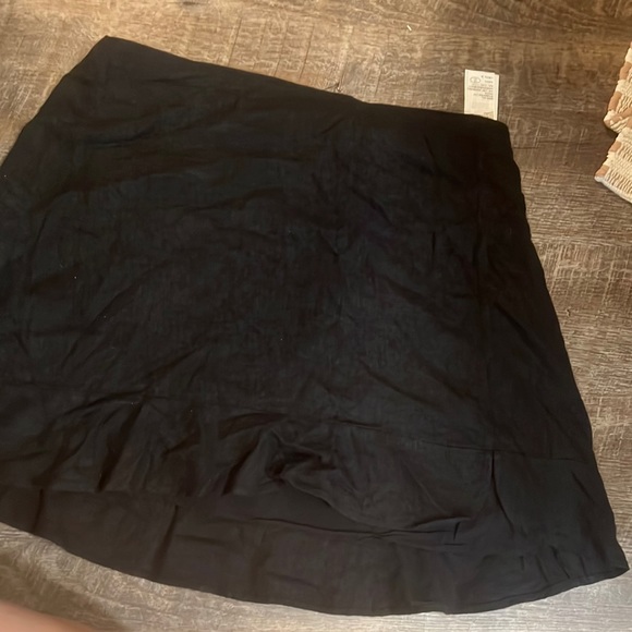 Abercrombie & Fitch Dresses & Skirts - Abercrombie linen shirt size XL